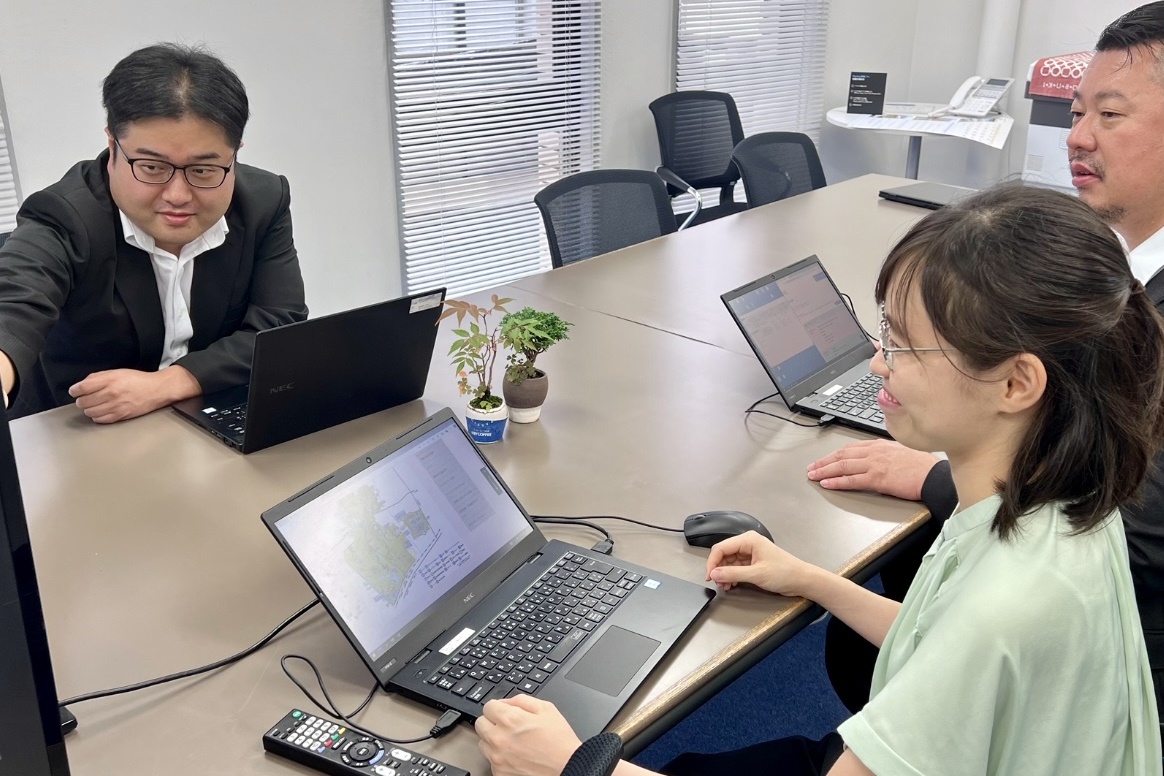 職員紹介２人目写真3