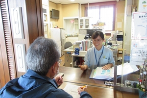 職員紹介３人目写真3